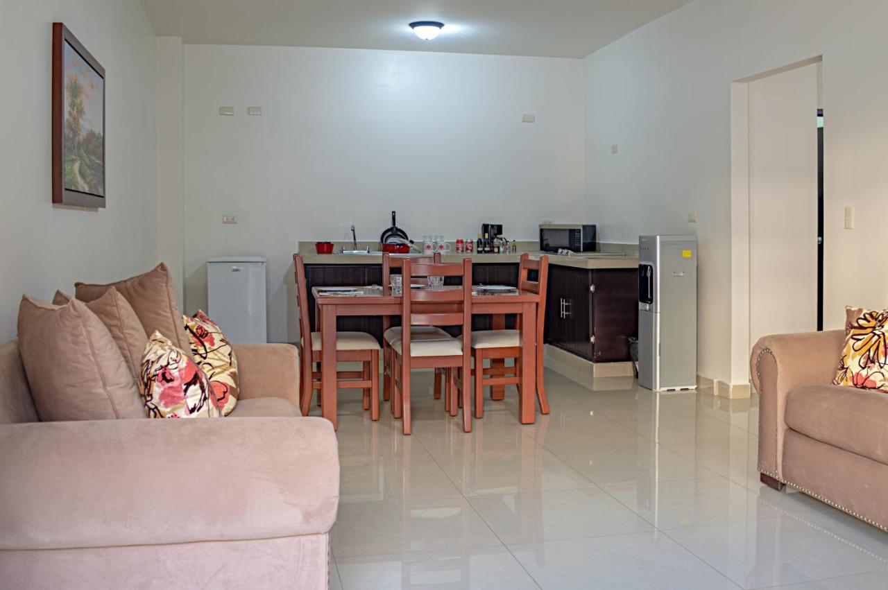 Gran Hotel Residencial Galerias ซิวดัด โอเบรกอน ภายนอก รูปภาพ
