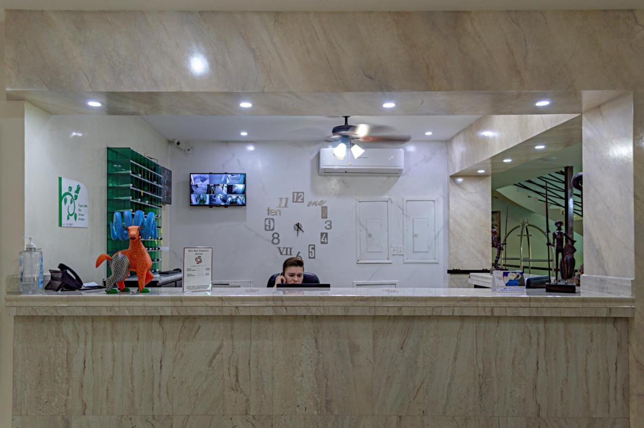 Gran Hotel Residencial Galerias ซิวดัด โอเบรกอน ภายนอก รูปภาพ