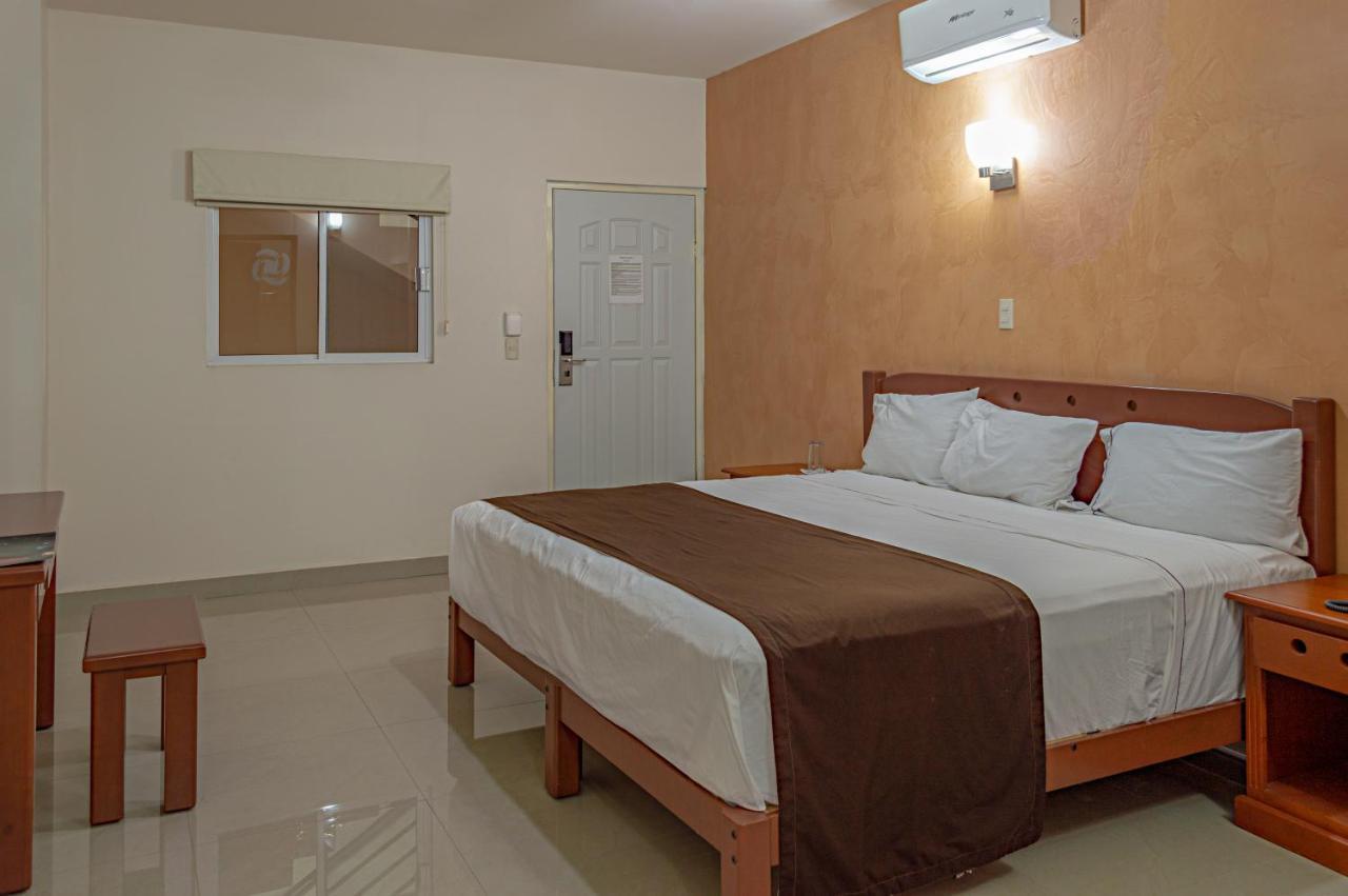 Gran Hotel Residencial Galerias ซิวดัด โอเบรกอน ภายนอก รูปภาพ